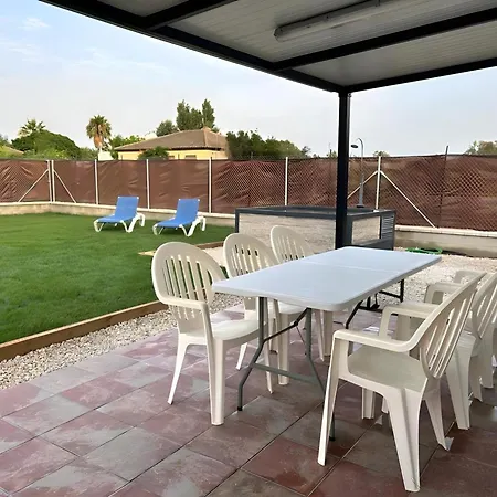 Casa Privada Con Jardin, Barbacoa Y Jacuzzi En Conil De La Frontera, Cerca De Cala Puntalejo - Es-180-263 Villa